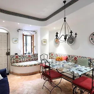 https://porta-catania-duomo-cozy-apartment.sicilyhotelsitaly.net