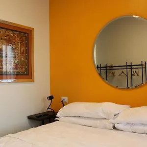 https://a-nice-sleeping-place-with-balcony-6.it-lombardy.com